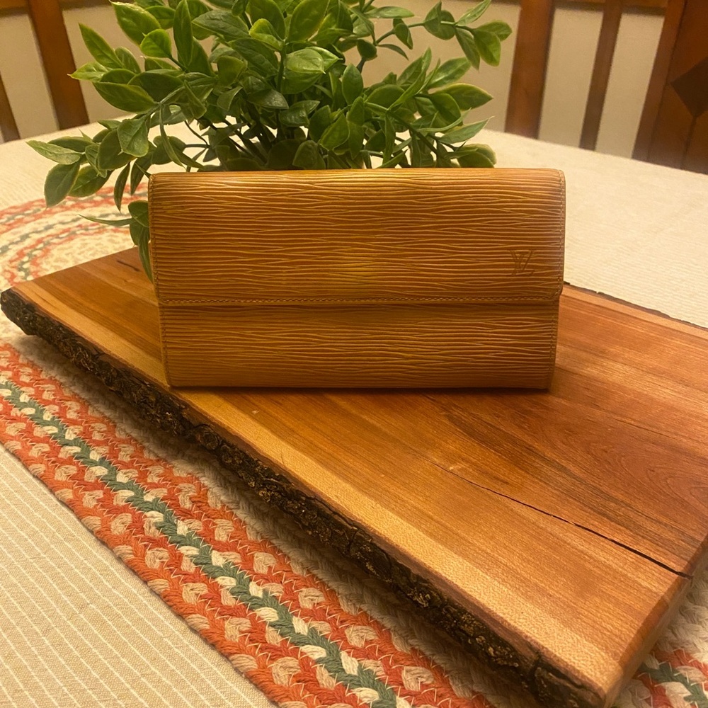 Louis Vuitton Yellow Epi Leather (Long) Wallet